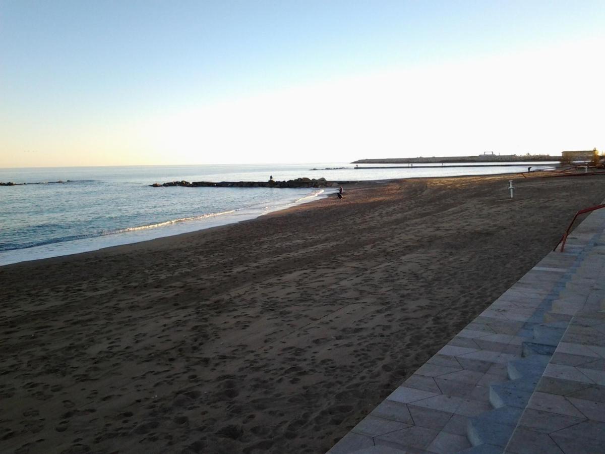 Apartamento Estudio Linea De Playa Vinarós Zewnętrze zdjęcie